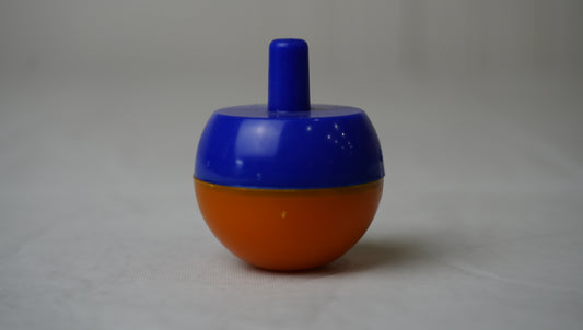 Interactive Wobble Treat Dispensing Toy – Gently Used