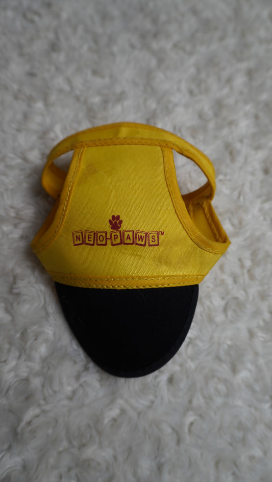 Neo-Paws Yellow Dog Visor Sun Hat – Gently Used